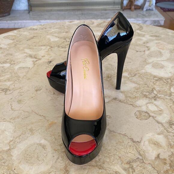 Petit Cadeaux Platform Peep Toe 5” Stiletto Heels Black Patent & Red - As New - Picture 6 of 16